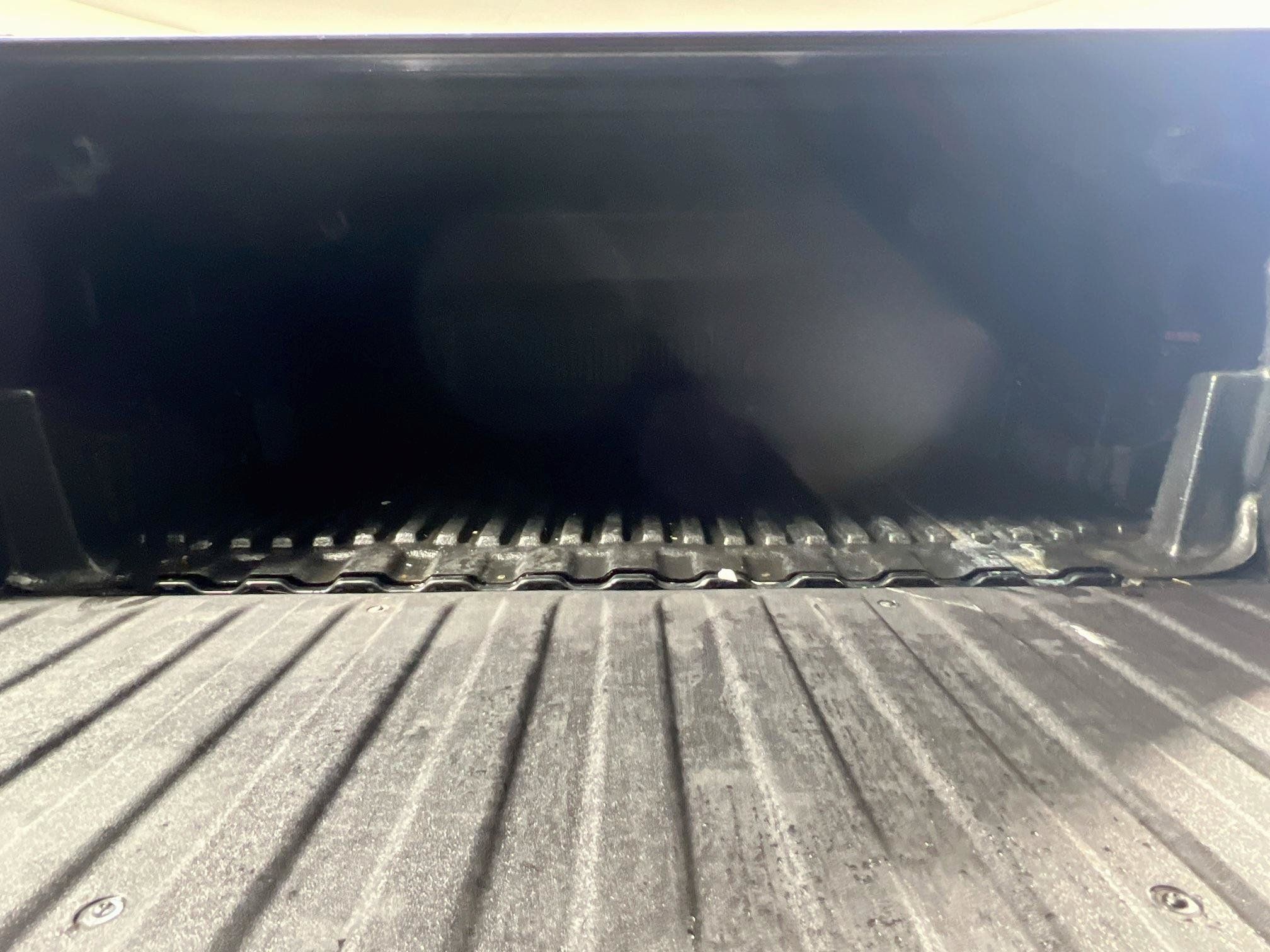 Used 2021 Chevrolet Silverado 1500 Custom RWD image 31