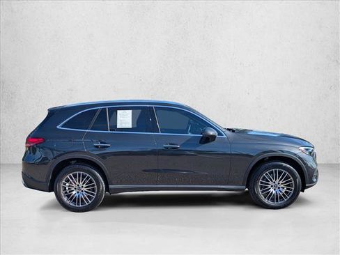 Certified 2026 Mercedes-Benz GLC 300 image 4