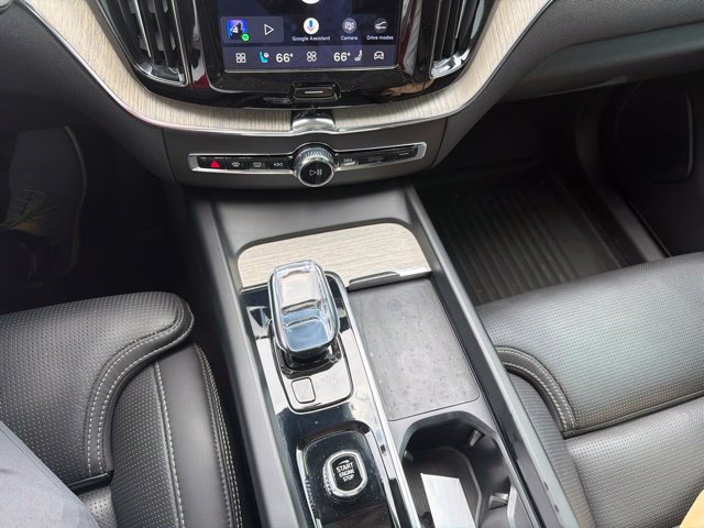 Used 2022 Volvo XC60 B5 Inscription w/ Advanced Package AWD/4WD image 13