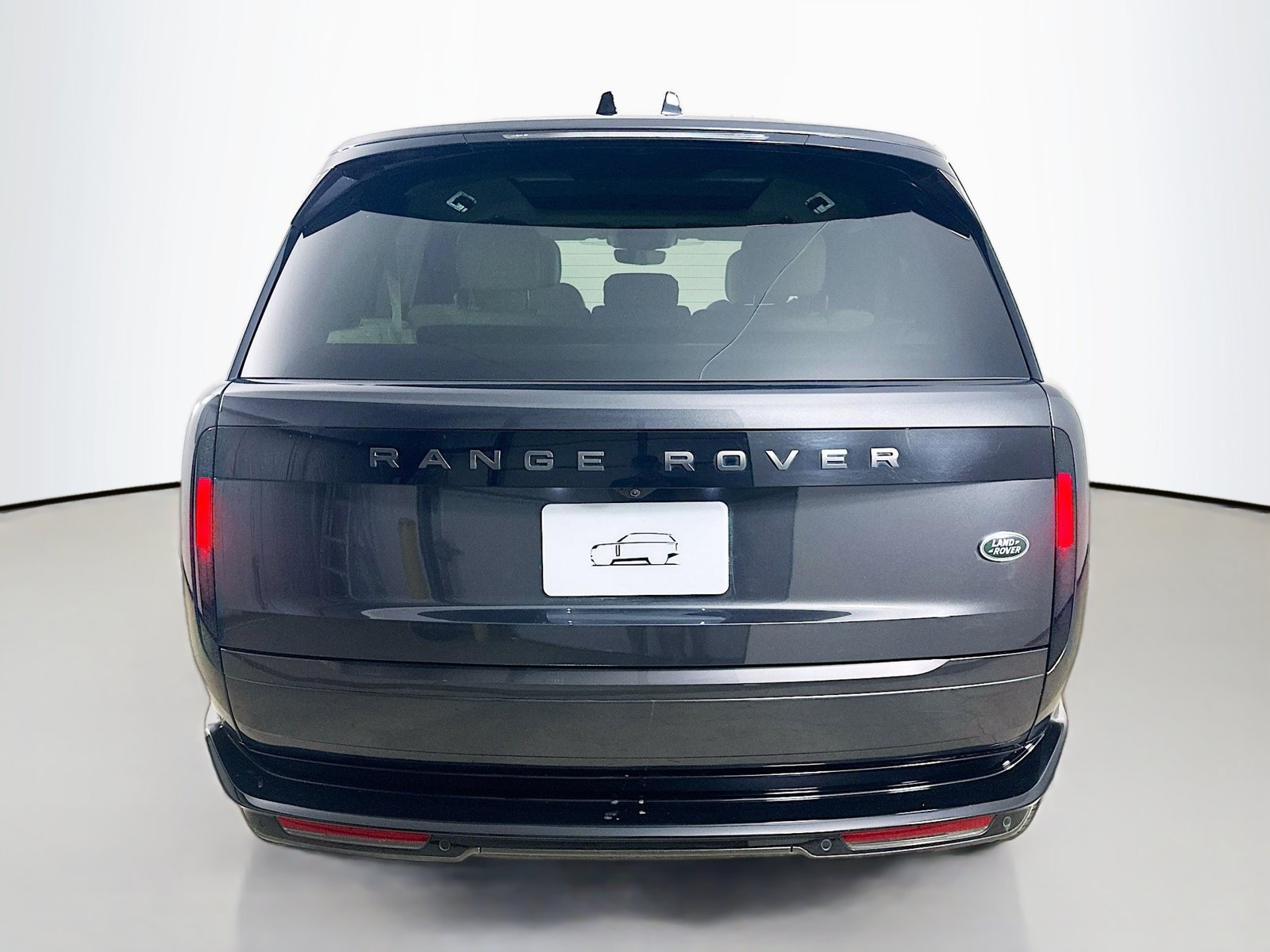 Used 2023 Land Rover Range Rover Long Wheelbase SE AWD/4WD image 6