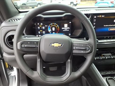 New 2026 Chevrolet Colorado W/T image 12