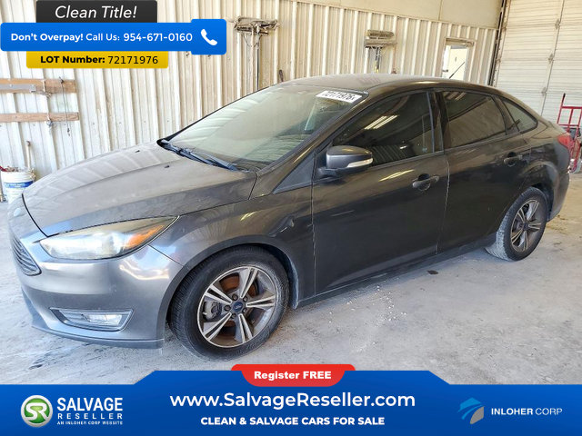 Used 2017 Ford Focus SE FWD image 1