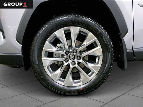 Certified 2025 Toyota RAV4 Limited image 10