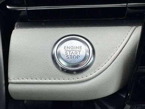 Used 2024 Lincoln Nautilus Premier w/ Equipment Group 102A image 27