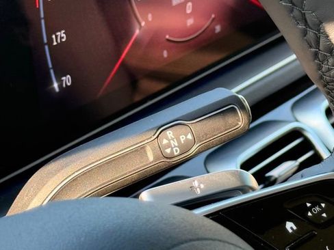 New 2026 Mercedes-Benz GLE 450 4MATIC image 16