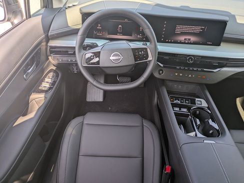 New 2025 Nissan Murano SL w/ Cargo Package AWD/4WD image 17
