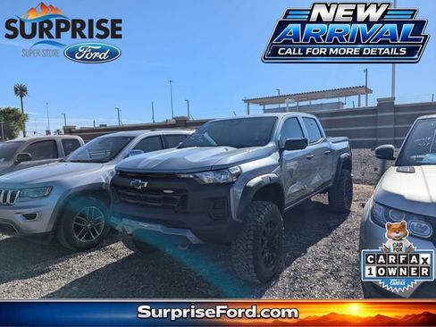 Used 2024 Chevrolet Colorado Trail Boss w/ Technology Package AWD/4WD image 1