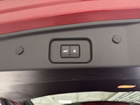Certified 2024 Nissan Pathfinder SL AWD/4WD image 16