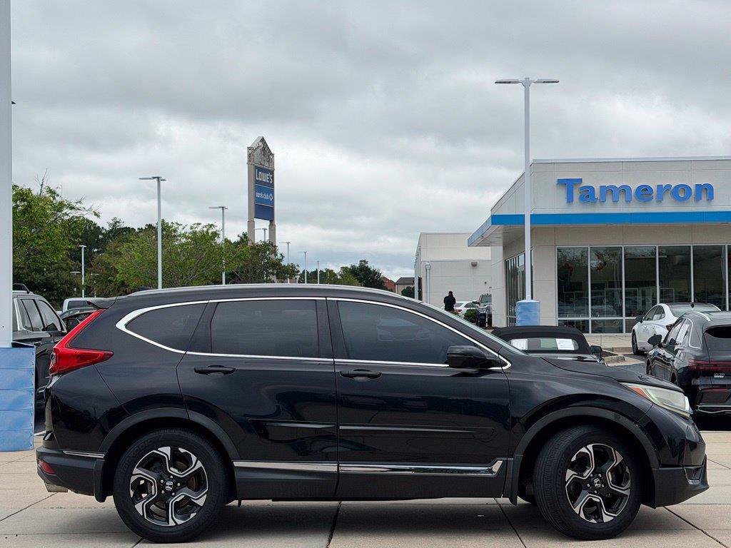 Used 2017 Honda CR-V Touring image 5