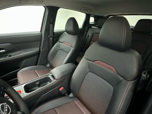 New 2026 Nissan Kicks SR w/ Cold Weather Package image 9