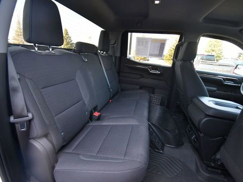 Used 2023 Chevrolet Silverado 1500 RST w/ Z71 Off-Road Package AWD/4WD image 18