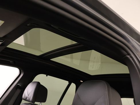 Used 2024 BMW X5 M60i image 16