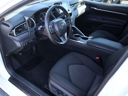 Used 2024 Toyota Camry LE w/ Convenience Package image 12