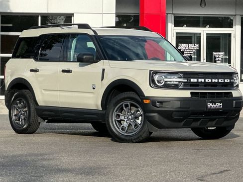 Used 2024 Ford Bronco Sport Big Bend w/ Convenience Package AWD/4WD image 2
