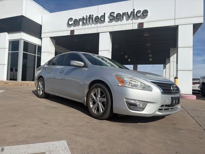 Used 2014 Nissan Altima 2.5 SV