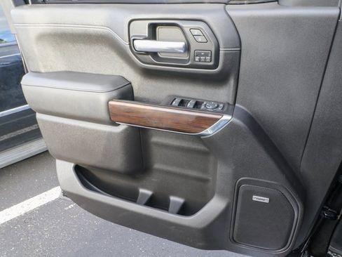 Used 2019 GMC Sierra 1500 SLT w/ SLT Premium Plus Package image 13