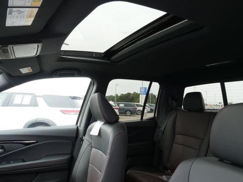 New 2026 Honda Ridgeline Black Edition image 30