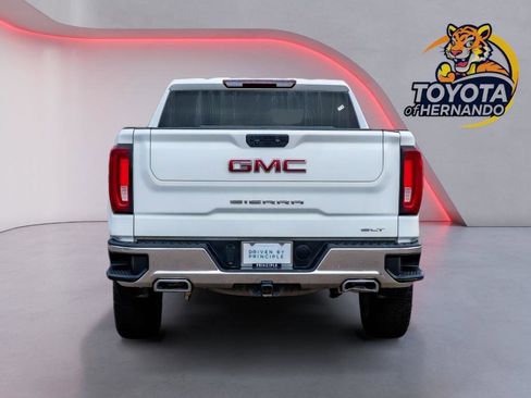 Used 2023 GMC Sierra 1500 SLT w/ SLT Premium Package image 6