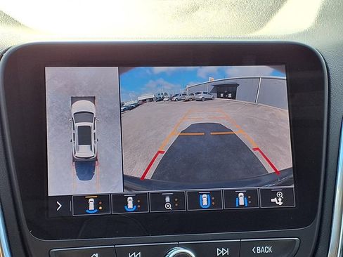 Used 2019 Chevrolet Equinox Premier FWD image 29
