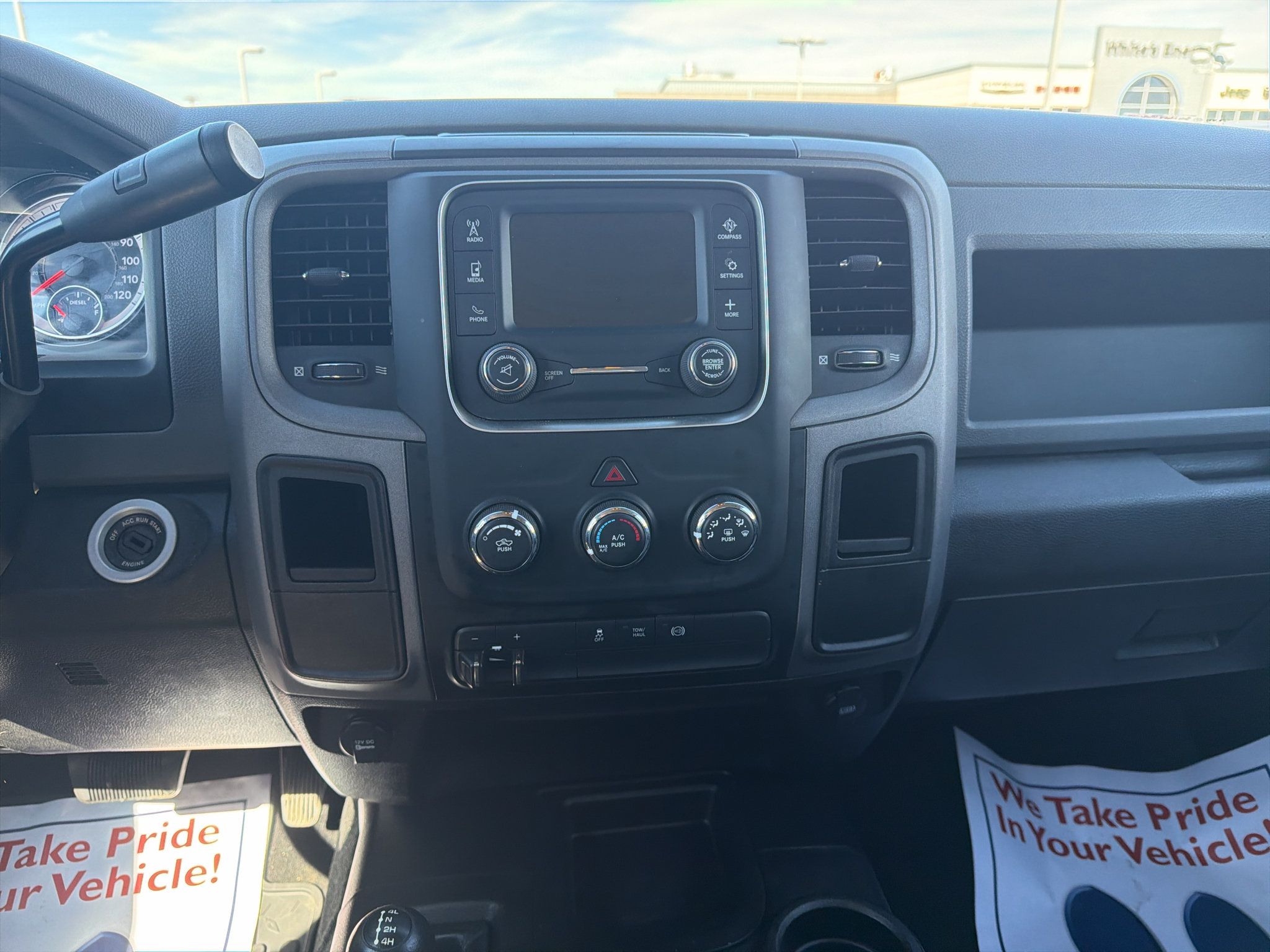 Used 2018 RAM 3500 Tradesman w/ Chrome Appearance Group AWD/4WD image 10