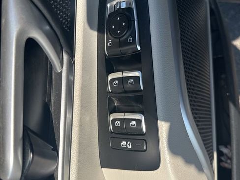 Used 2020 Kia Telluride S w/ S 8 Passenger Seating Package image 23