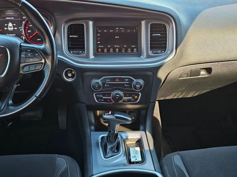 Used 2020 Dodge Charger SXT image 23