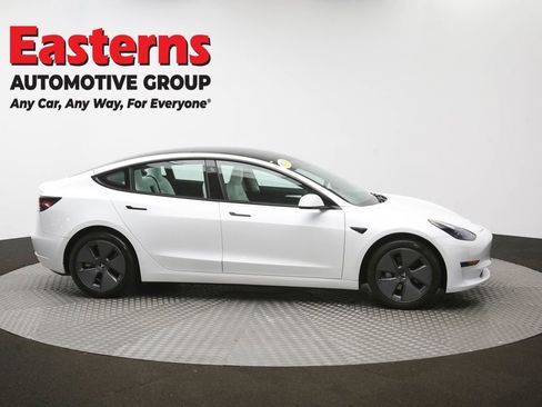 Used 2023 Tesla Model 3 Standard Range image 41