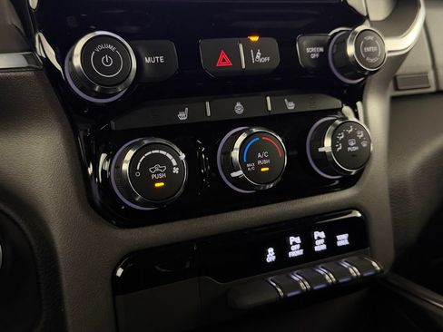 Used 2025 RAM 1500 Big Horn RWD image 20