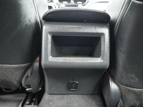 Used 2023 Toyota Camry SE image 31