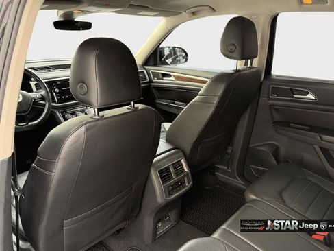 Used 2018 Volkswagen Atlas SEL Premium image 17