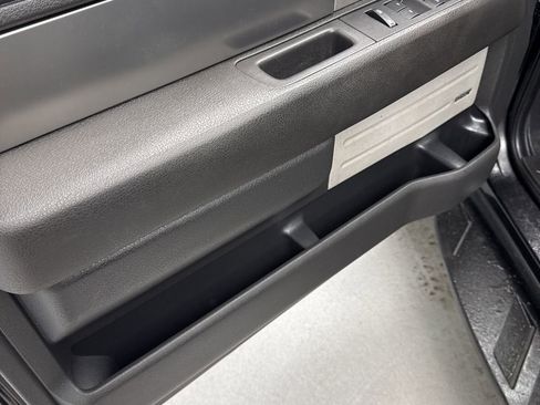 Used 2014 Ford F150 Raptor w/ Equipment Group 801A Luxury image 16