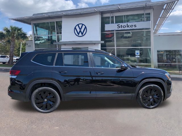 New 2026 Volkswagen Atlas SE FWD image 3