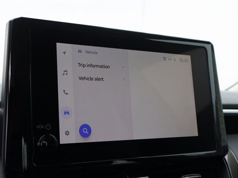 Used 2025 Toyota Corolla LE image 33