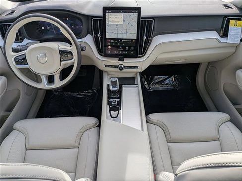 New 2026 Volvo XC60 T8 Ultra w/ Protection Package Premier image 16