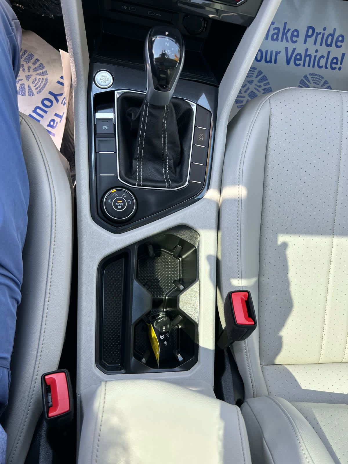 Used 2023 Volkswagen Tiguan SE w/ Panoramic Sunroof Package AWD/4WD image 20