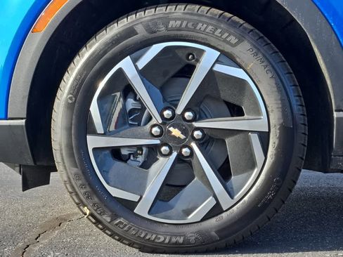 New 2026 Chevrolet Equinox EV LT image 6