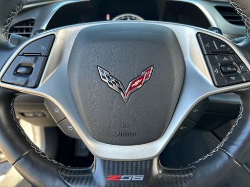 Used 2016 Chevrolet Corvette Z06 w/ 3LZ Preferred Equipment Group image 10