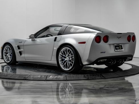 Used 2010 Chevrolet Corvette ZR1 w/ Preferred Equipment Group RWD image 11
