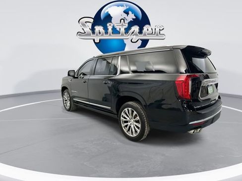 Used 2023 GMC Yukon XL Denali image 9