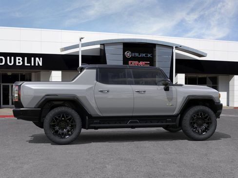 New 2026 GMC Hummer EV 2X image 3