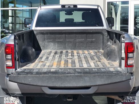 Used 2023 RAM 3500 Big Horn w/ Night Edition AWD/4WD image 28