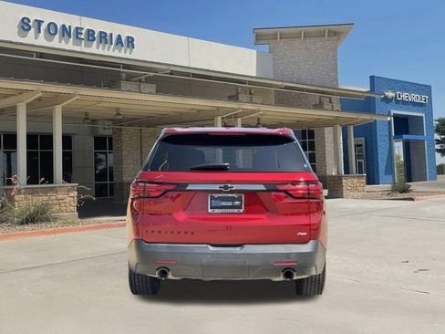 Used 2023 Chevrolet Traverse RS FWD image 6