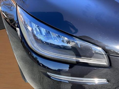 Used 2021 Lincoln Corsair AWD w/ Equipment Group 101A image 28