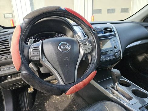 Used 2013 Nissan Altima 3.5 SL image 7