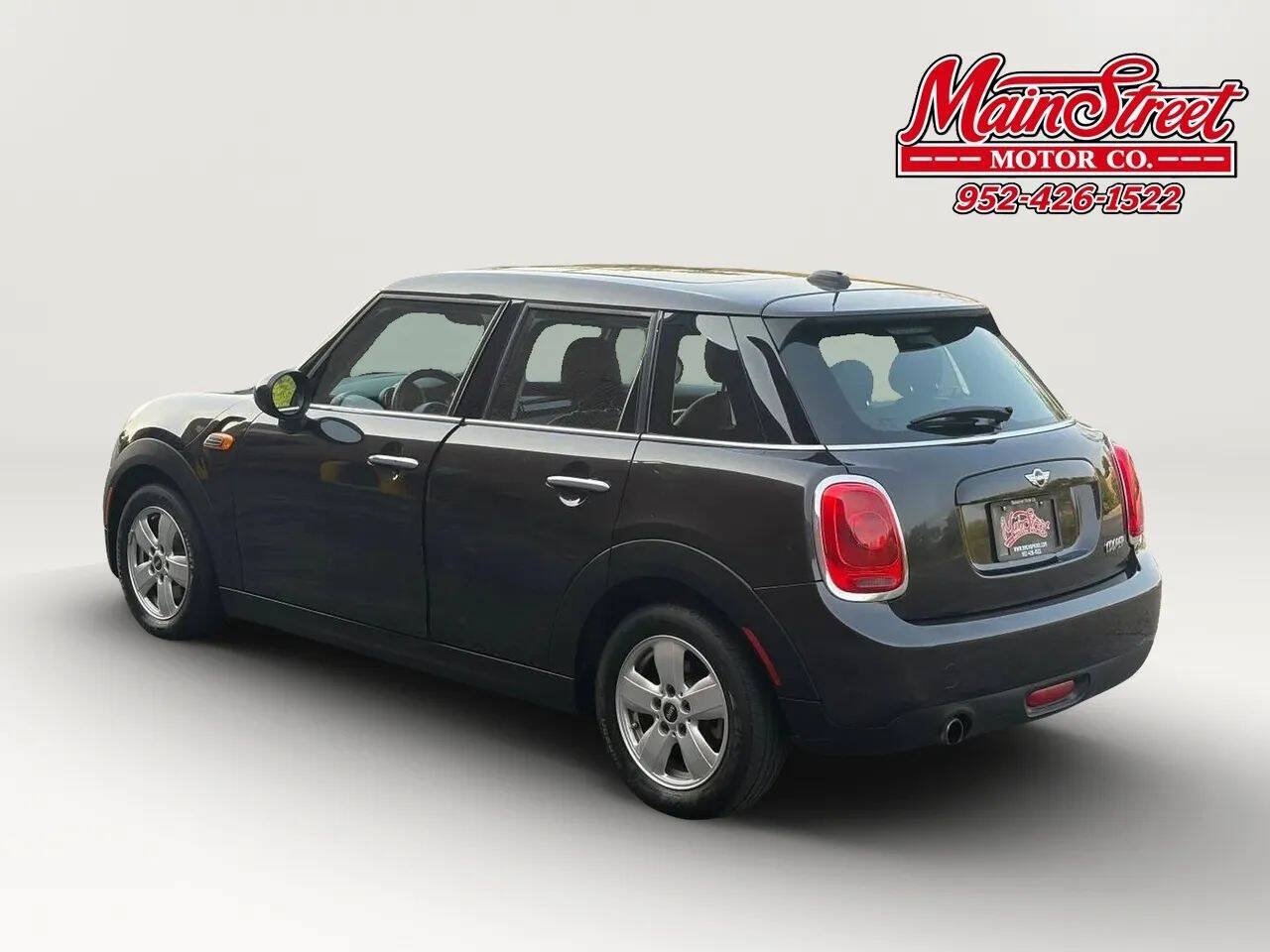 Used 2016 MINI Cooper 4-Door Hardtop FWD image 5