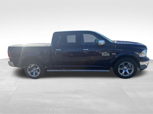 Used 2017 RAM 1500 Laramie w/ Convenience Group image 4