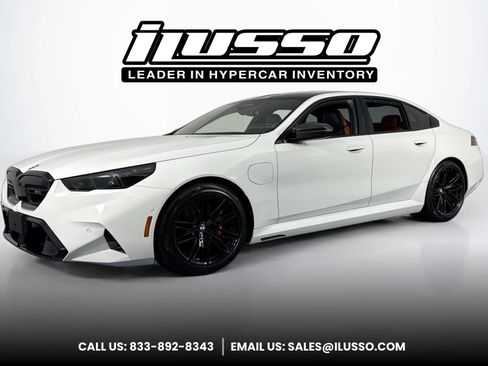 Used 2026 BMW M5 w/ Carbon Package AWD/4WD image 1
