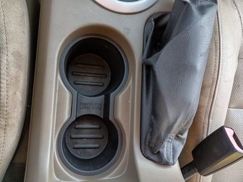 Used 2005 Ford Escape Limited image 29