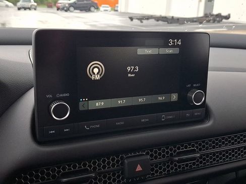 Used 2025 Honda HR-V Sport image 16