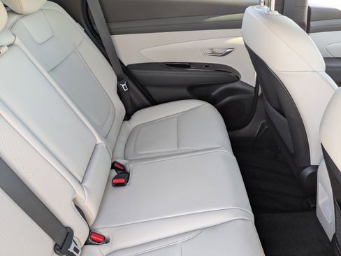 Certified 2025 Hyundai Tucson Limited image 25